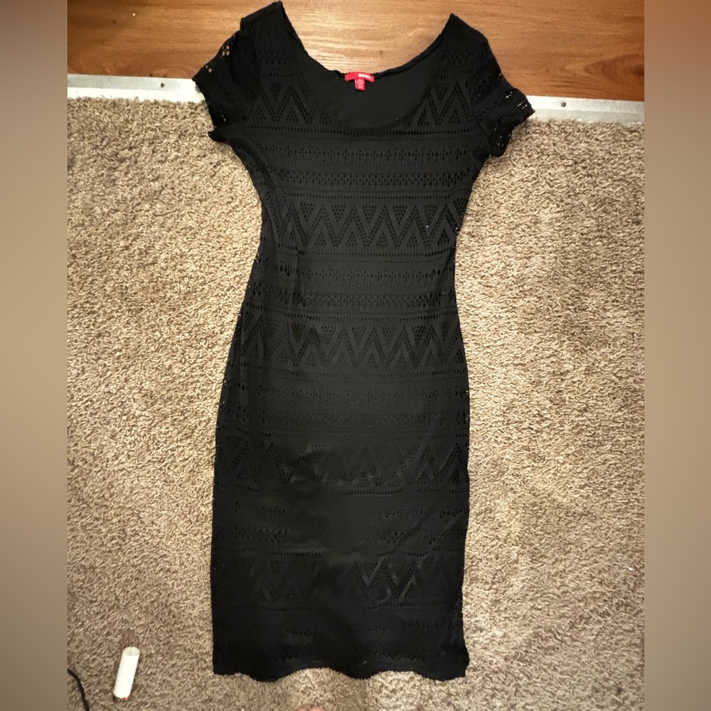 Ladies Bongo Brand Black Lace Dress, Size S. Short sleeves, scoop neck Like new